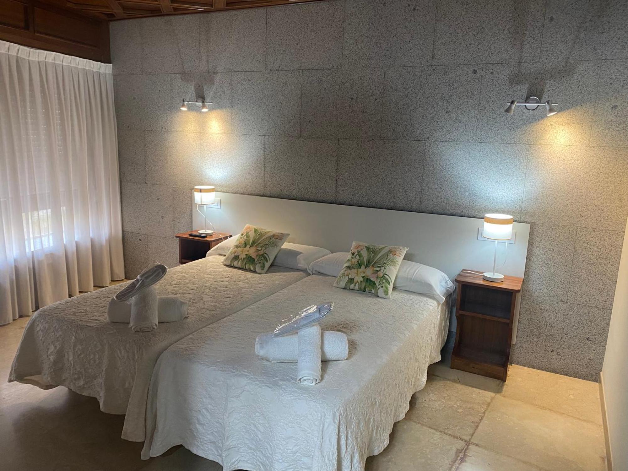 Vendaval Hotell Santa Marta de Ortigueira Exteriör bild