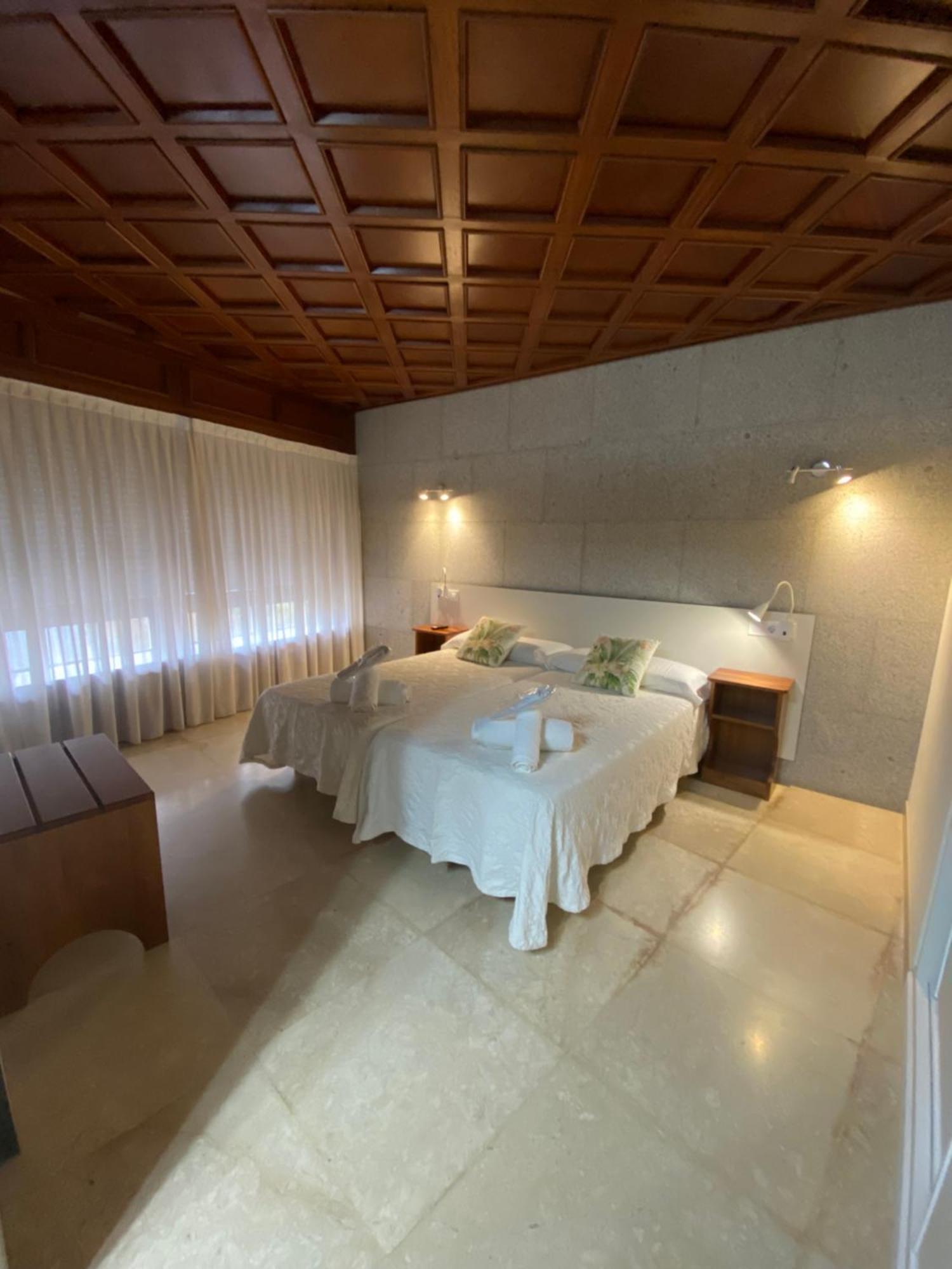 Vendaval Hotell Santa Marta de Ortigueira Exteriör bild